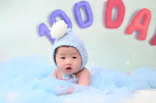 开封宝宝几个月能竖抱 开封宝宝几个月能竖抱