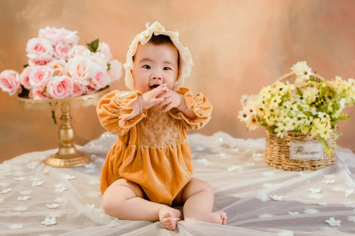 开封五个月的宝宝可以坐吗 开封五个月的宝宝可以坐吗